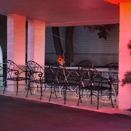 Windsor Motel Lake George Exterior photo