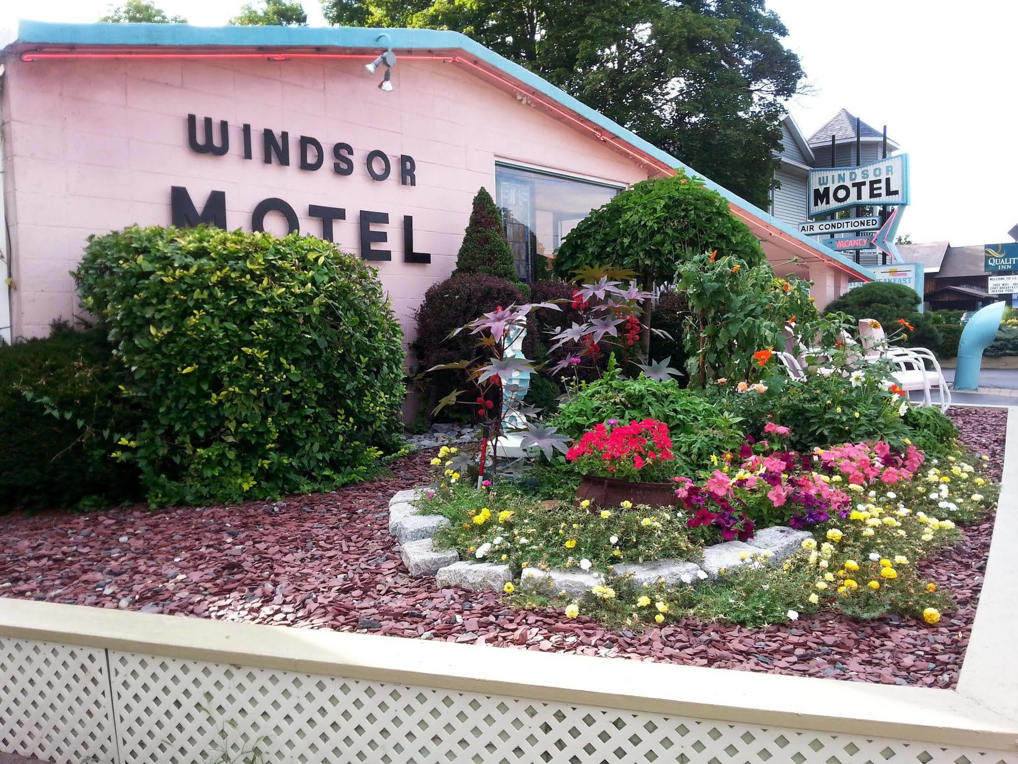 Windsor Motel Lake George Exterior photo